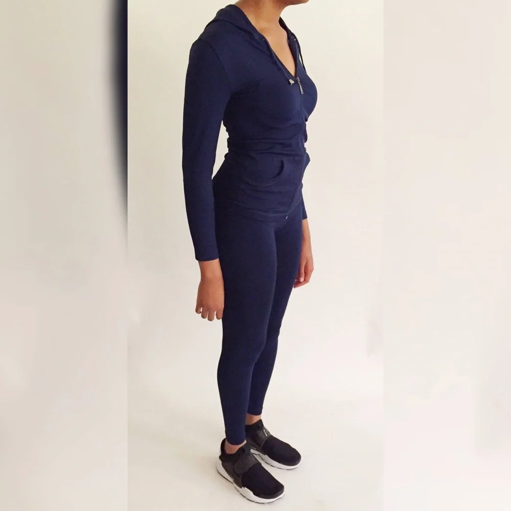 Active Set (Navy) - Picture 3 of 4